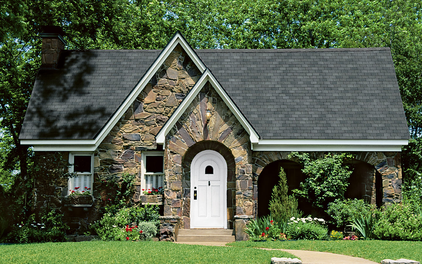 KY Roofing and Restoration Images